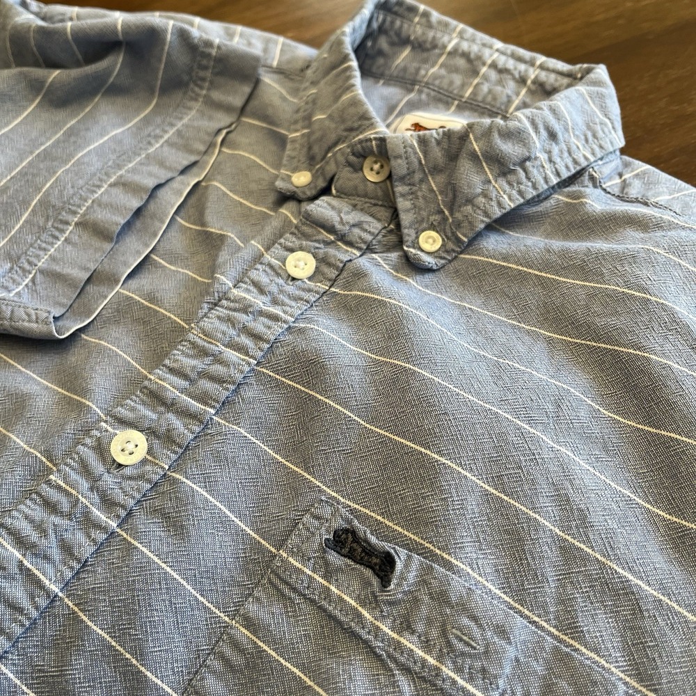 Le Tigre Mens Short Sleeve Button Down Shirt Size L Blue Pattern Cotton Textured